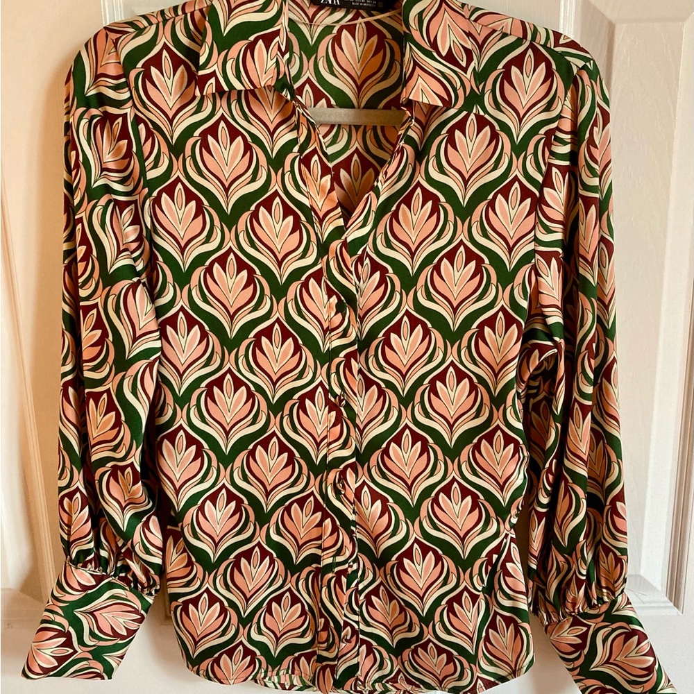 ZARA Stylish Green and Pink Women's Top NWT